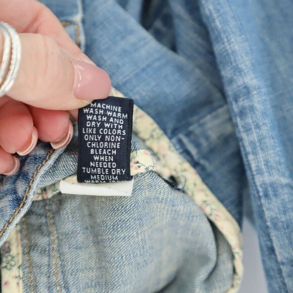 Banana Republic Blue Jean Jacket - Picture 4 of 6